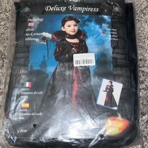 New Deluxe Vampiress Costume Size Medium